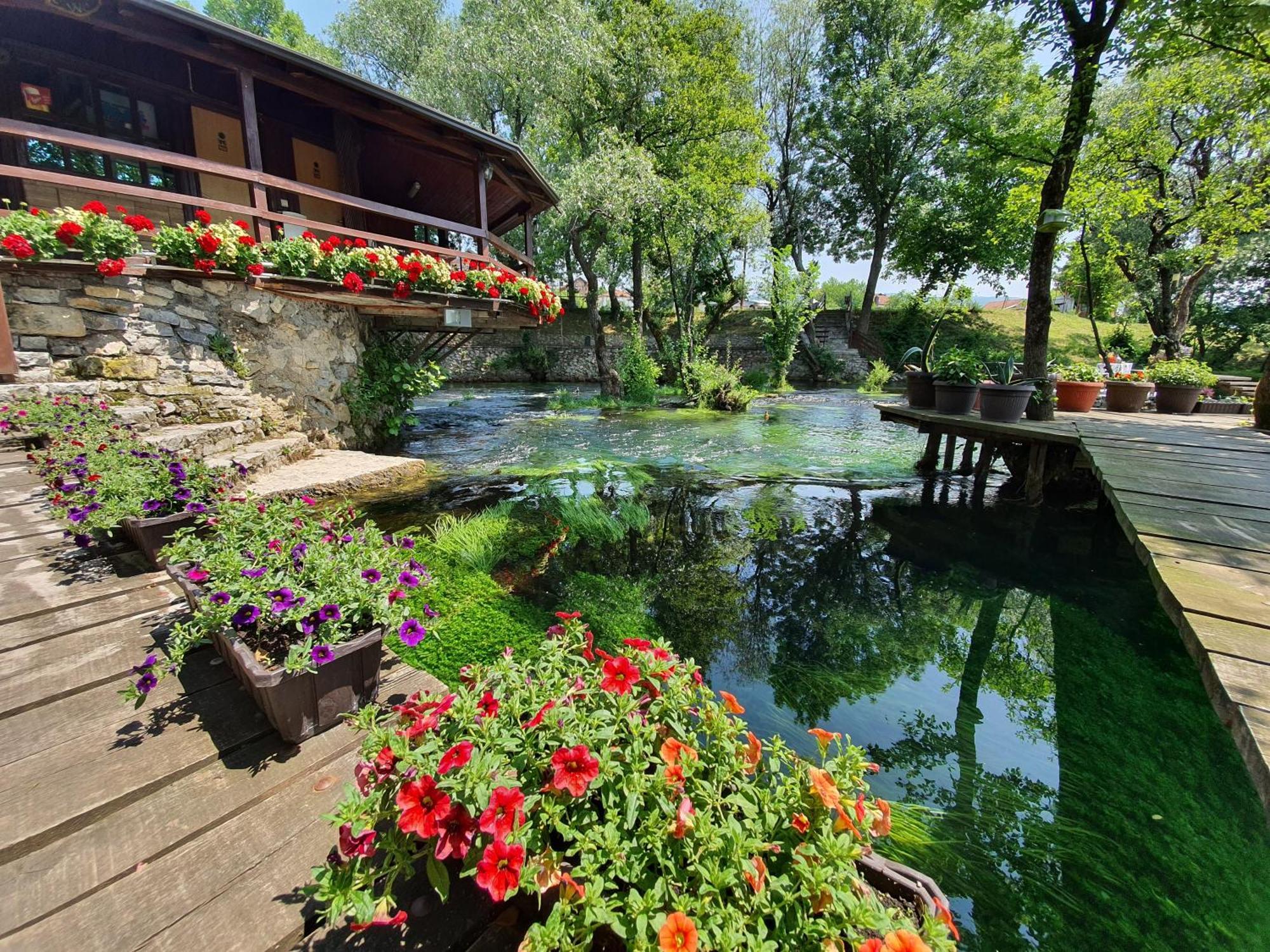 Apartments Mlin Bihać Chambre photo